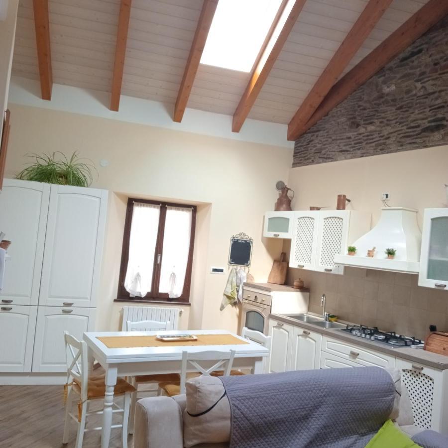 Villa Casa Di Dario Pettenasco Exterior foto